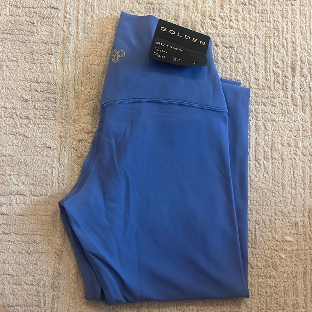 NEW Aritzia Butter Leggings